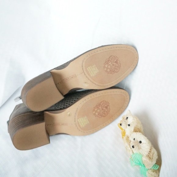 NEW Vince Camuto Perforated Ankle Boot, Bootie, Women Size 7.5 - Picture 5 of 6